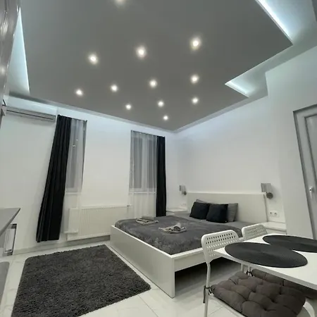 Downtown Pearl Budapest