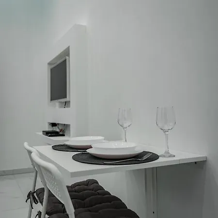 Downtown Pearl * Budapest